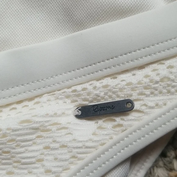 Ripzone Bikini - Picture 6 of 7